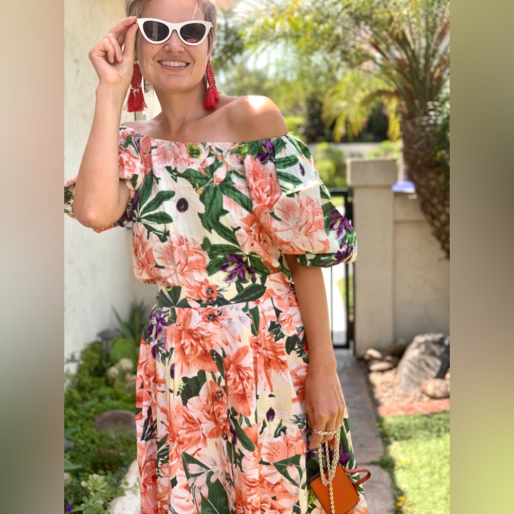 Bloggers Favorite H&M Floral MIDI Skirt and Top Set